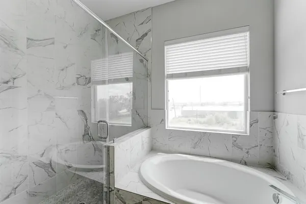$3,500 | 8409 Hempstead Road, Unit A, Houston, TX 77008