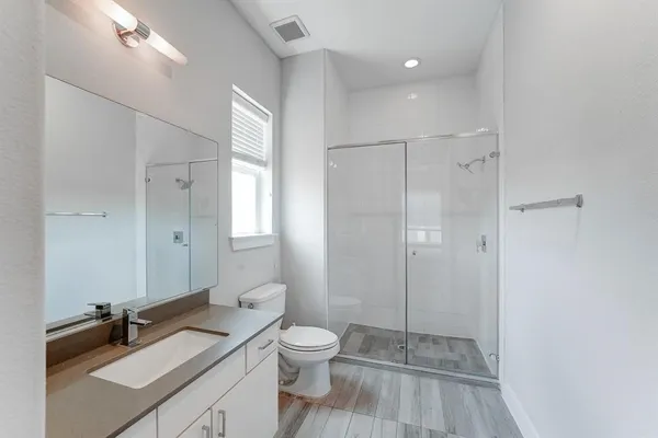 $3,500 | 8409 Hempstead Road, Unit A, Houston, TX 77008