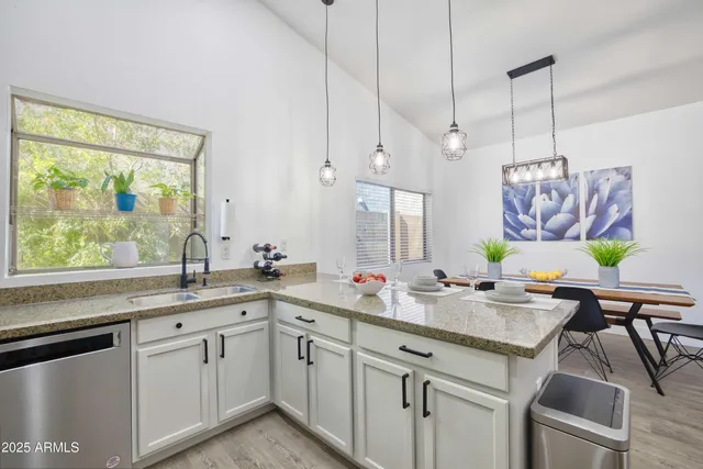 $3,200 | 250 West Juniper Avenue, Unit 96, Gilbert, AZ 85233