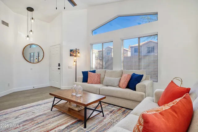 $3,200 | 250 West Juniper Avenue, Unit 96, Gilbert, AZ 85233