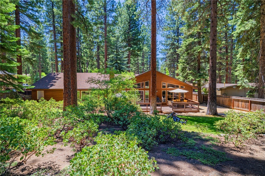 1052 Sawmill Road Incline Village, NV 89451 - Photo 26 of 29