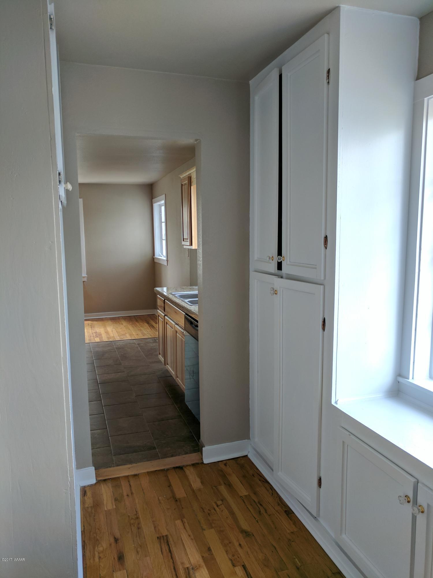 109 Cochise Drive Springerville, AZ 85938 - Photo 17 of 35