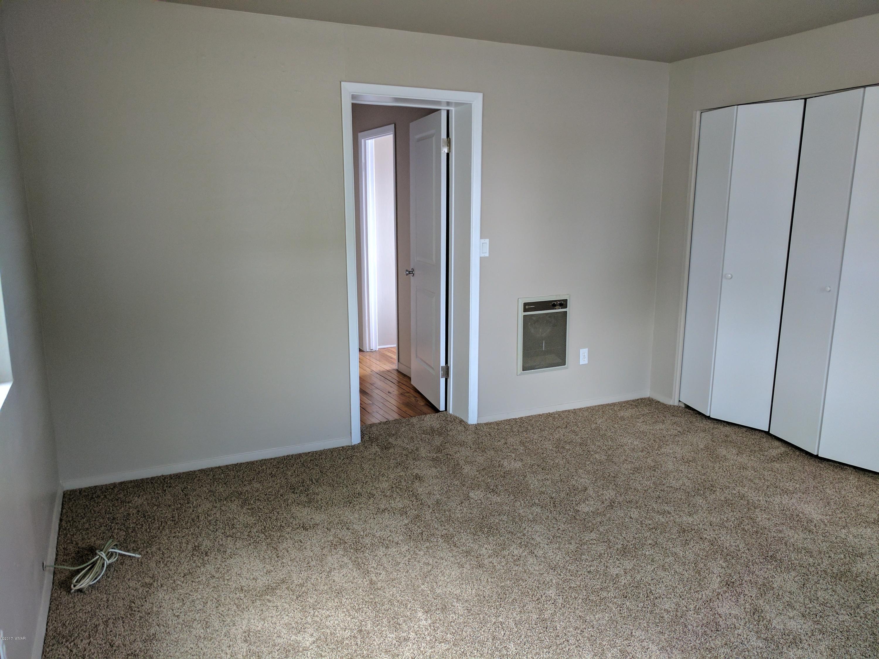 109 Cochise Drive Springerville, AZ 85938 - Photo 23 of 35