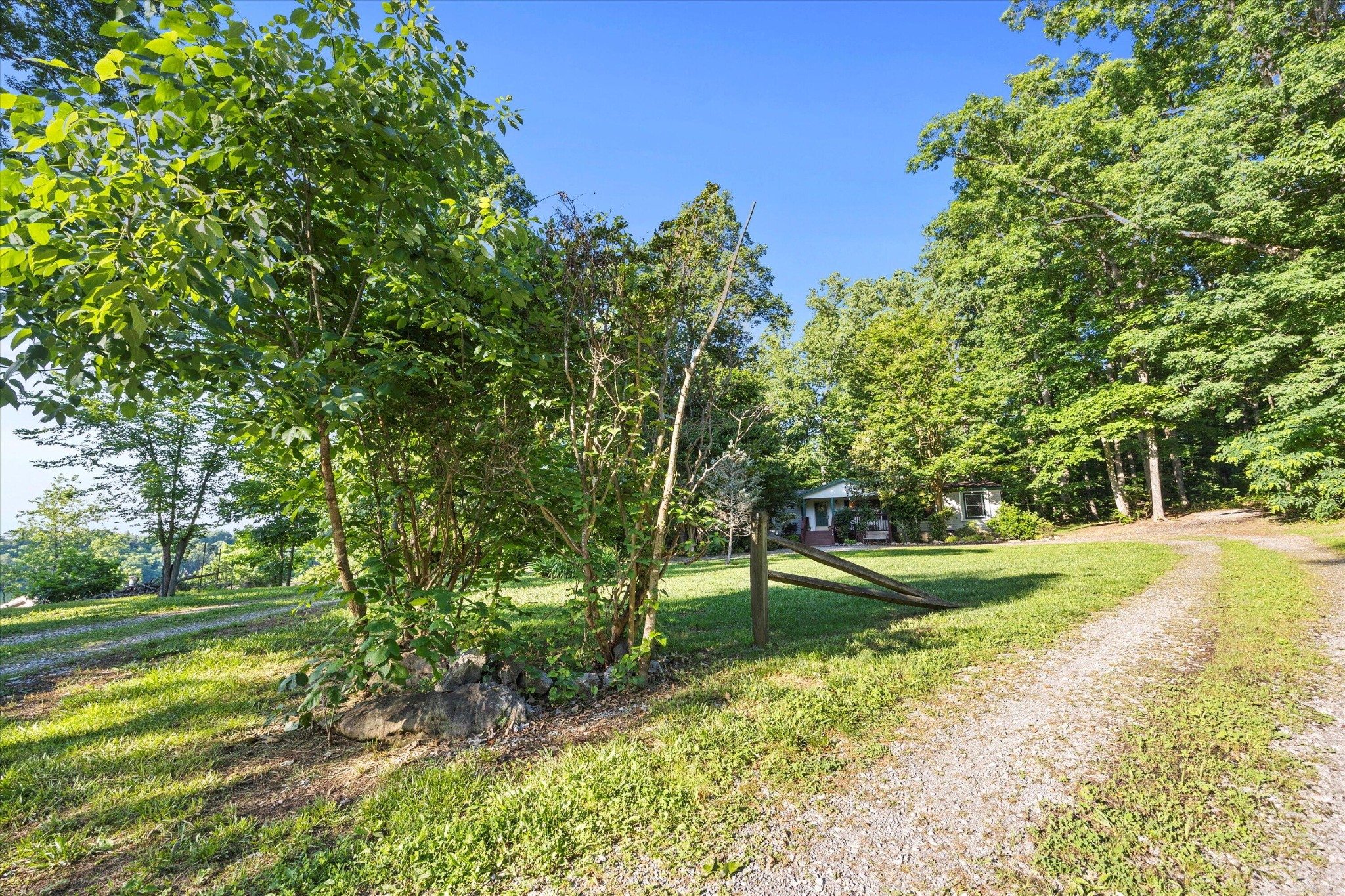 559 Johnson Road Kodak, TN 37764 - Photo 6 of 42 Gallery Image 6