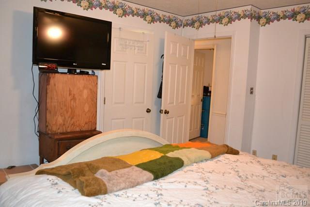 104 Riverhills Drive Morganton, NC 28655 - Photo 13 of 21 Gallery Image 13