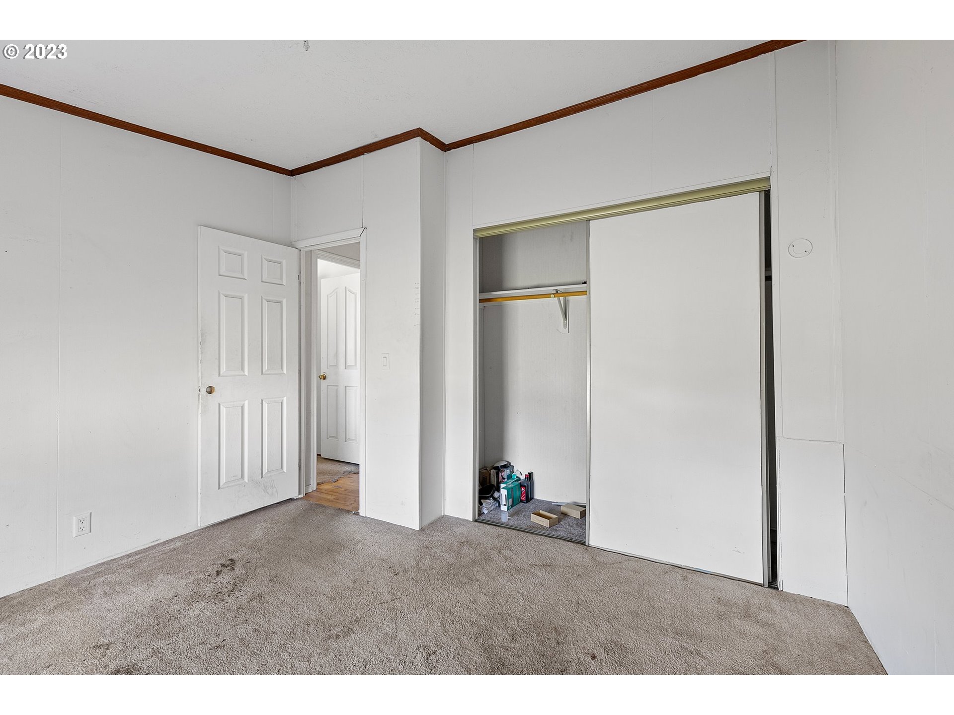 434 Locust Street Yoncalla, OR 97499 - Photo 24 of 36 a view of empty room