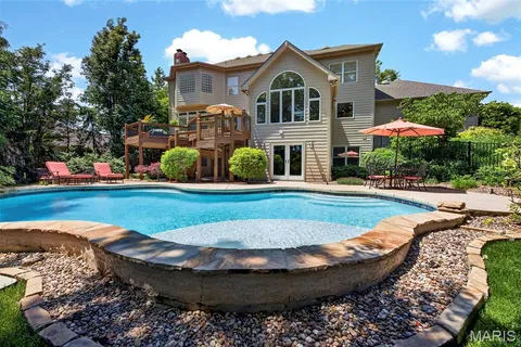 $1,100,000 | 340 Pine Bend Drive, Wildwood, MO 63005