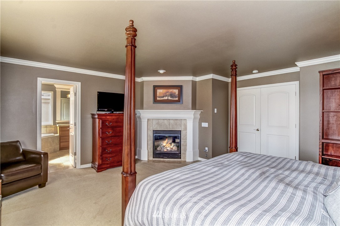 4028 215th Street Southeast Bothell, WA 98021 - Photo 15 of 25