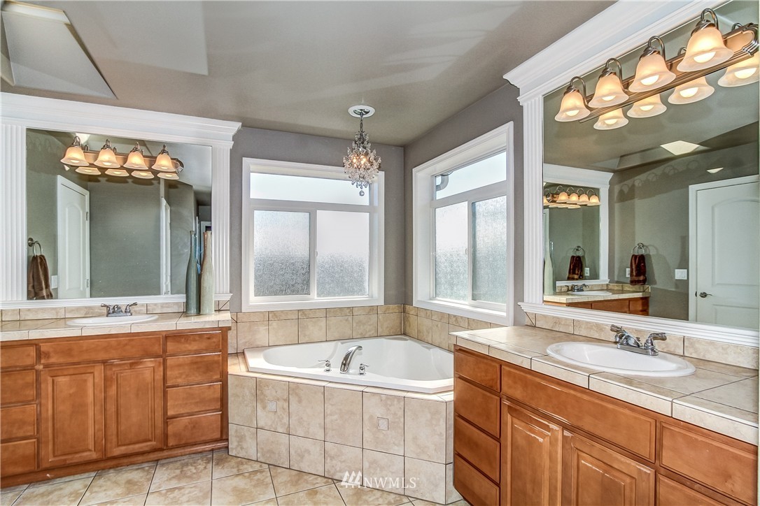 4028 215th Street Southeast Bothell, WA 98021 - Photo 16 of 25