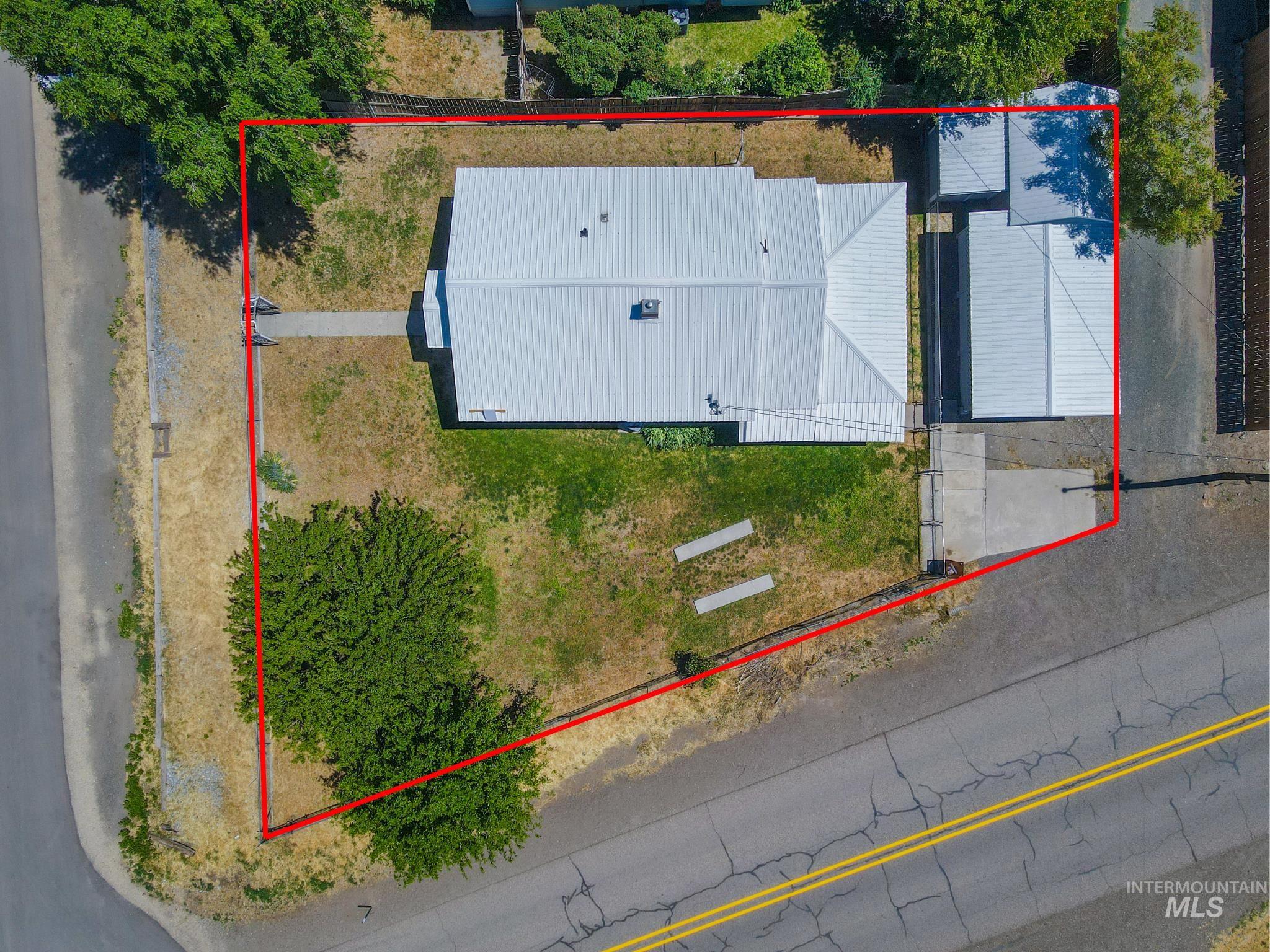 370 East Jefferson Huntington, OR 97907 - Photo 3 of 41