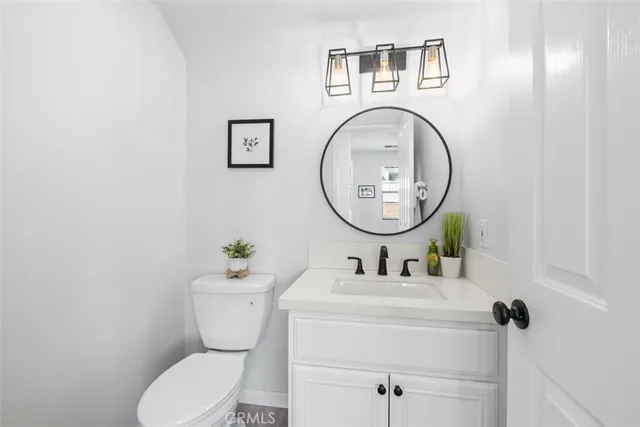 $1,349,000 | 7 Calle De Luna, Rancho Santa Margarita, CA 92688