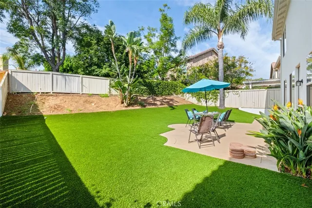 $1,349,000 | 7 Calle De Luna, Rancho Santa Margarita, CA 92688