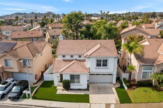 $1,349,000 | 7 Calle De Luna, Rancho Santa Margarita, CA 92688