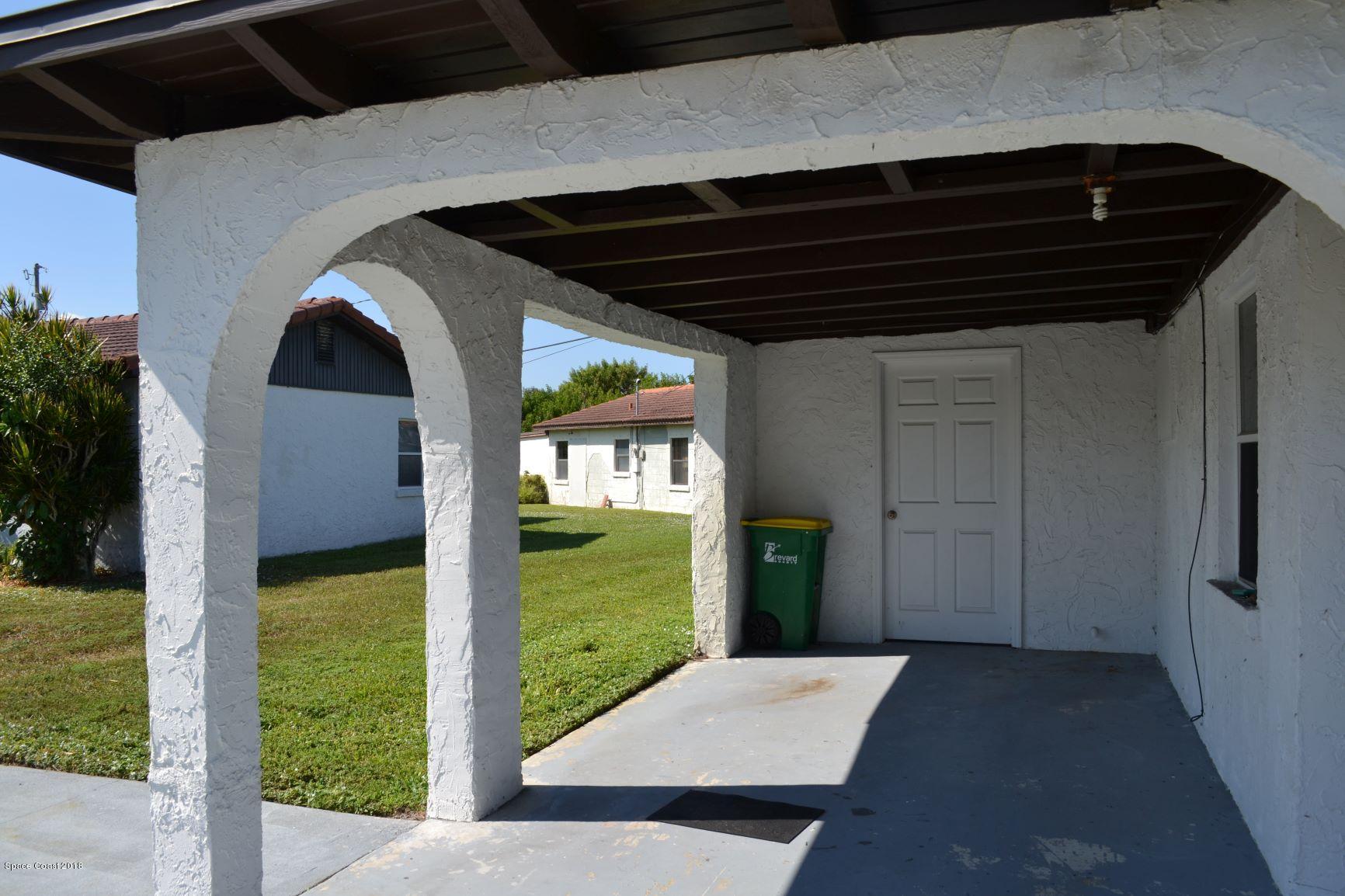 130 Delmar Street Indialantic, FL 32903 - Photo 19 of 21 130 DEL MAR 10.13.18 PHOTO OUTSIDE CARPO