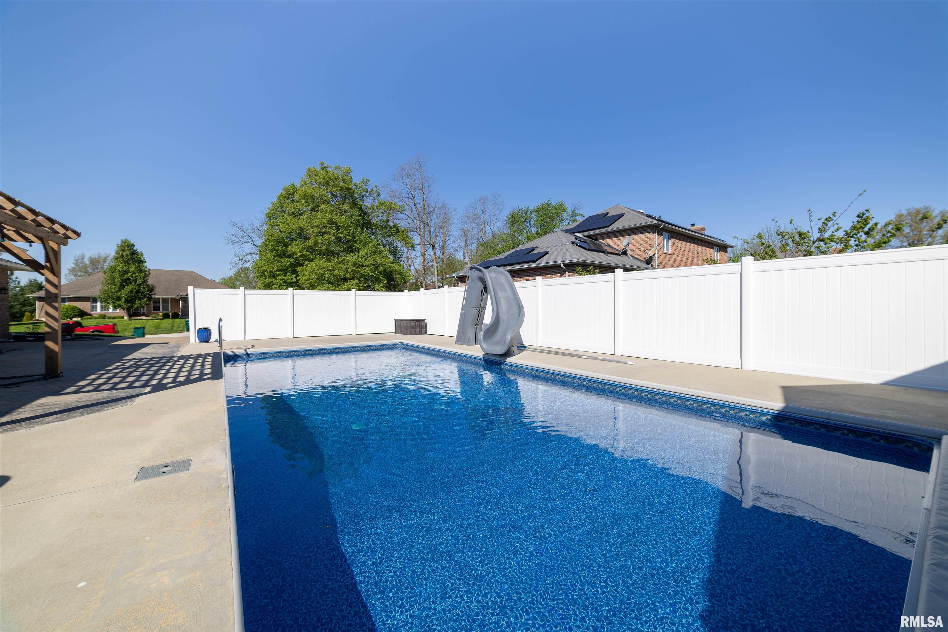 1006 Abbey Ridge Court Quincy, IL 62305 - Photo 42 of 45