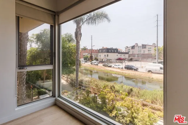 $2,185,000 | 310 Washington Boulevard, Unit 601, Marina del Rey, CA 90292