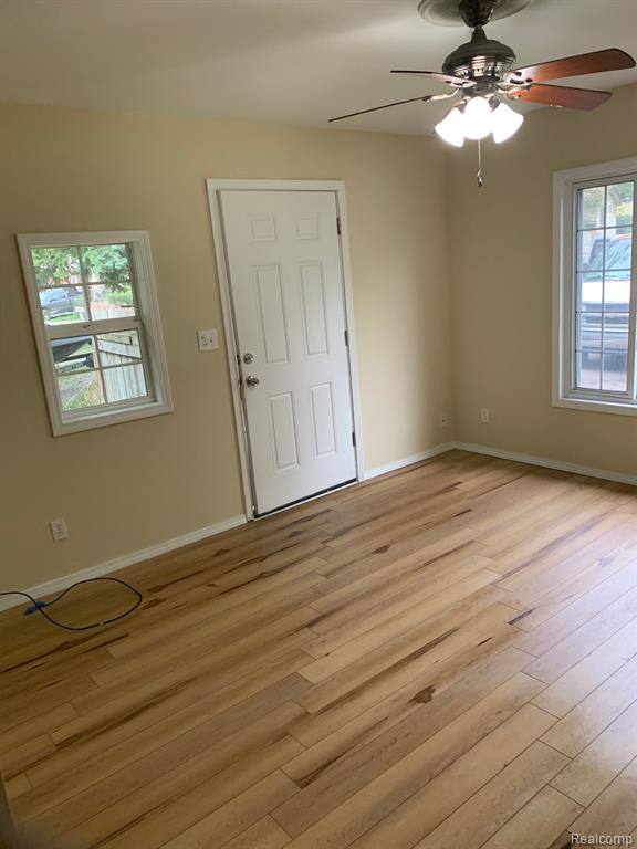1200 Bangor Road Waterford, MI 48328 - Photo 11 of 20
