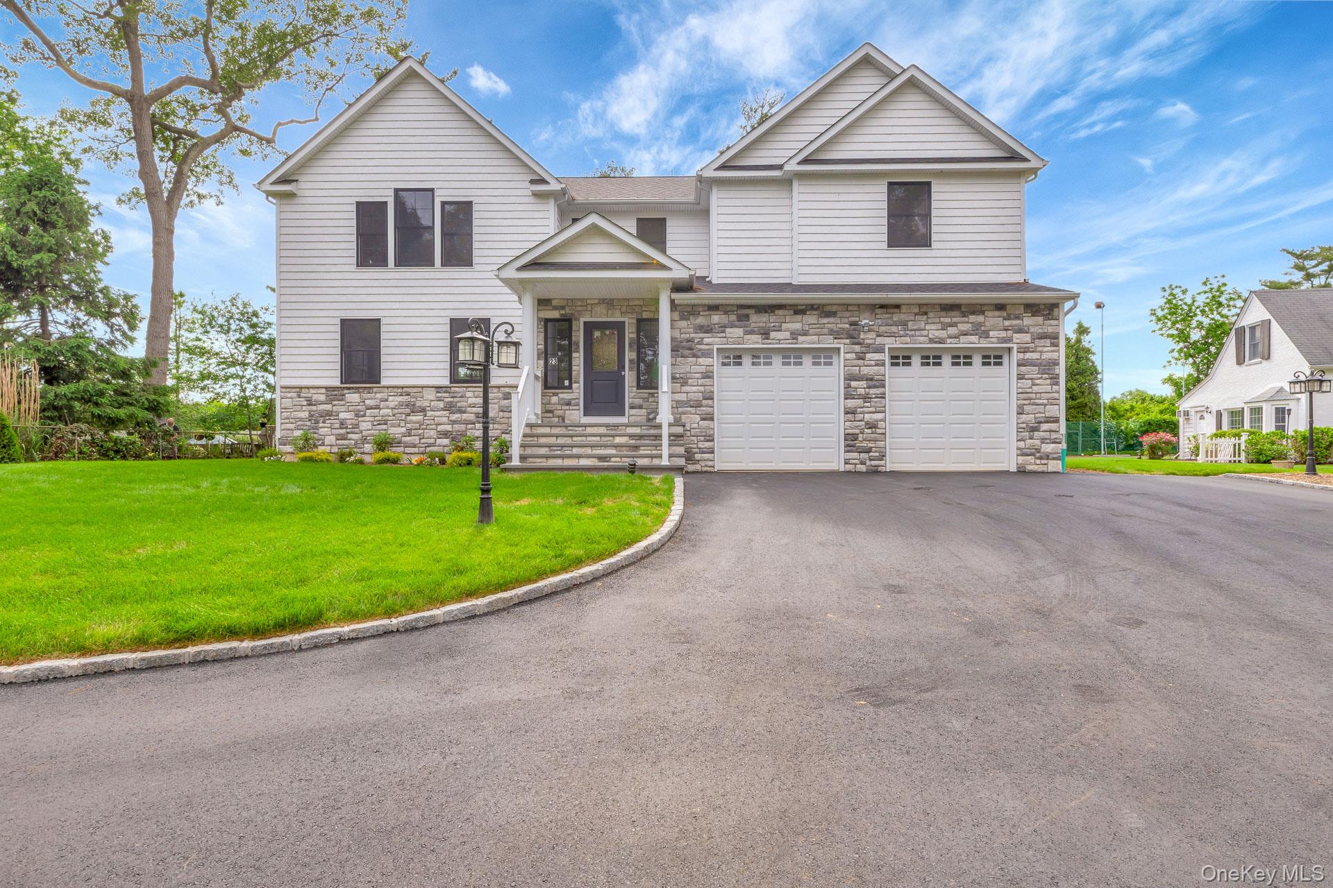 223 Town Line Road Commack, NY 11731 - Photo 3 of 36