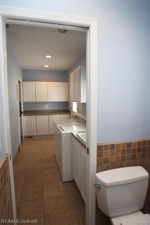 943 Downhill Lane Rochester Hills, MI 48307 - Photo 15 of 43