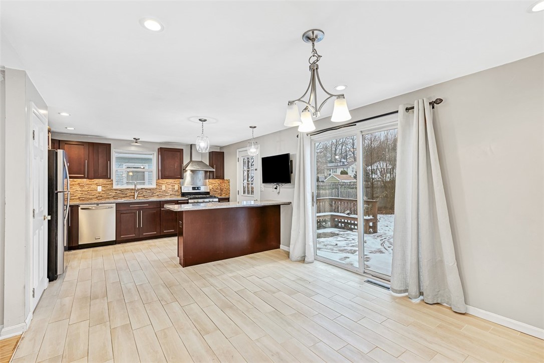 4 Plant Street Cumberland, RI 02864 - Photo 11 of 42