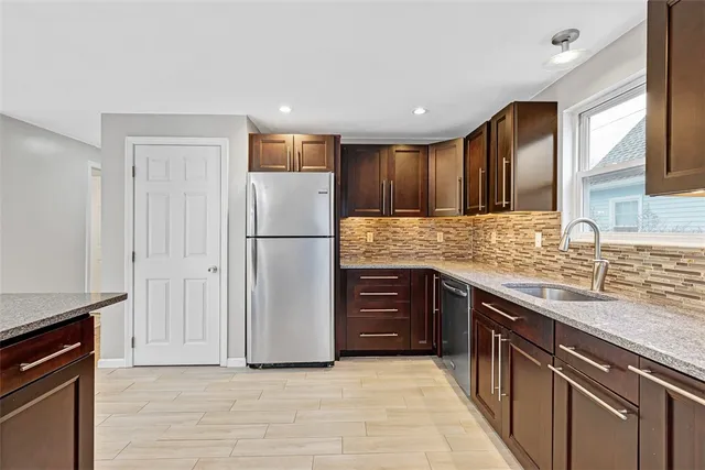 $399,900 | 4 Plant Street, Cumberland, RI 02864