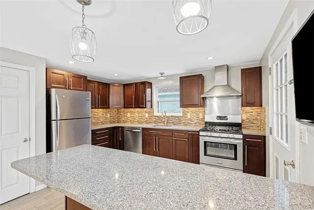 $399,900 | 4 Plant Street, Cumberland, RI 02864