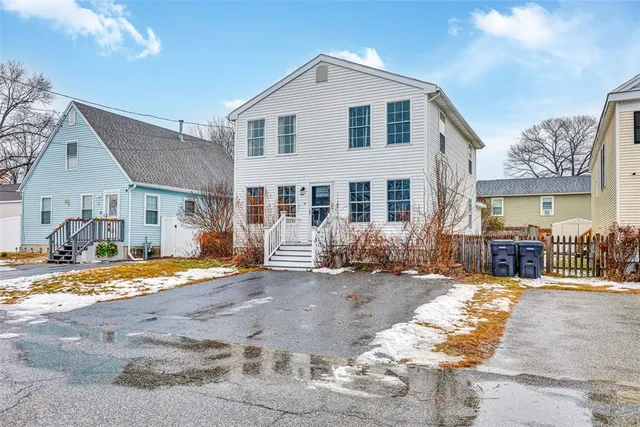$399,900 | 4 Plant Street, Cumberland, RI 02864