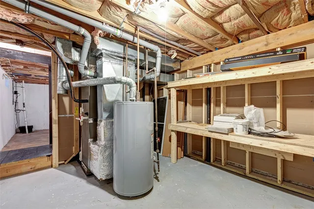 $399,900 | 4 Plant Street, Cumberland, RI 02864