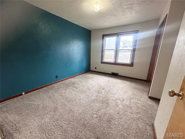$149,500 | 911 Pine Street, Hannibal, MO 63401