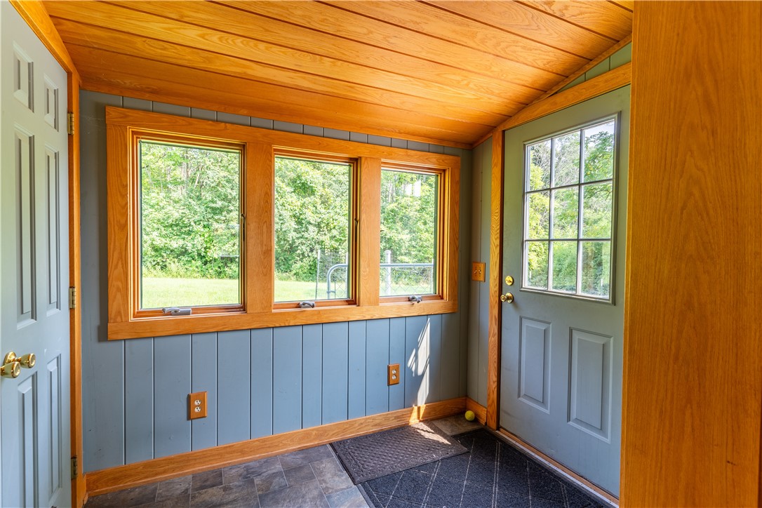 8049 West Hollow Road Naples, NY 14512 - Photo 9 of 30