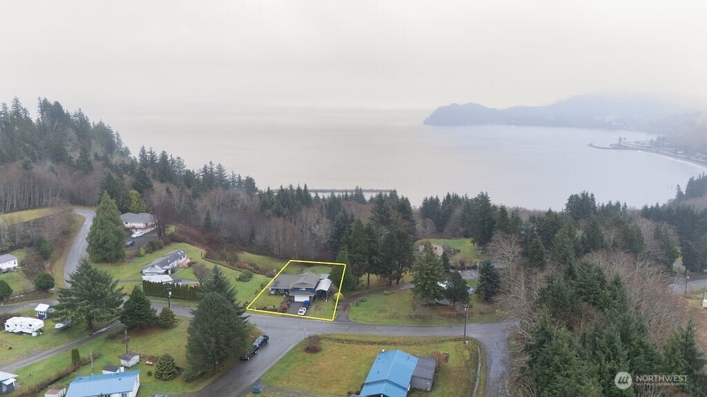 194 Sekiu Airport Road Sekiu, WA 98381 - Photo 38 of 40 an aerial view of a town with residential houses
