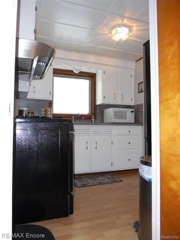 2903 Wisconsin Road Troy, MI 48083 - Photo 8 of 19 23.JPG