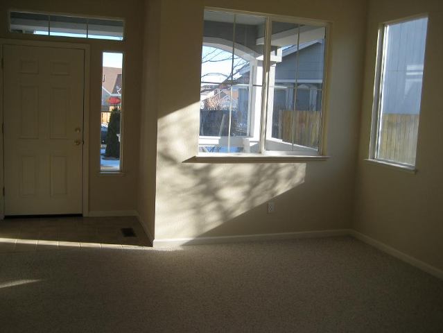 10045 Grosse Pointe Court Reno, NV 89506 - Photo 2 of 4 Photo 2