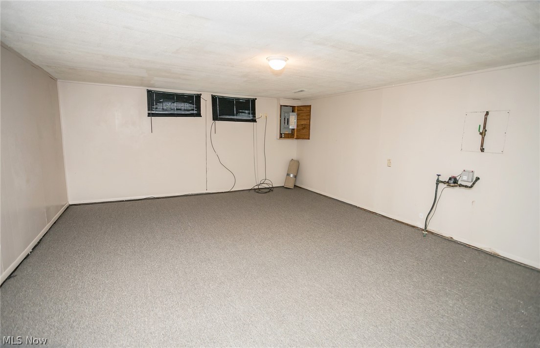 27616 Highland Road Cleveland, OH 44143 - Photo 23 of 25