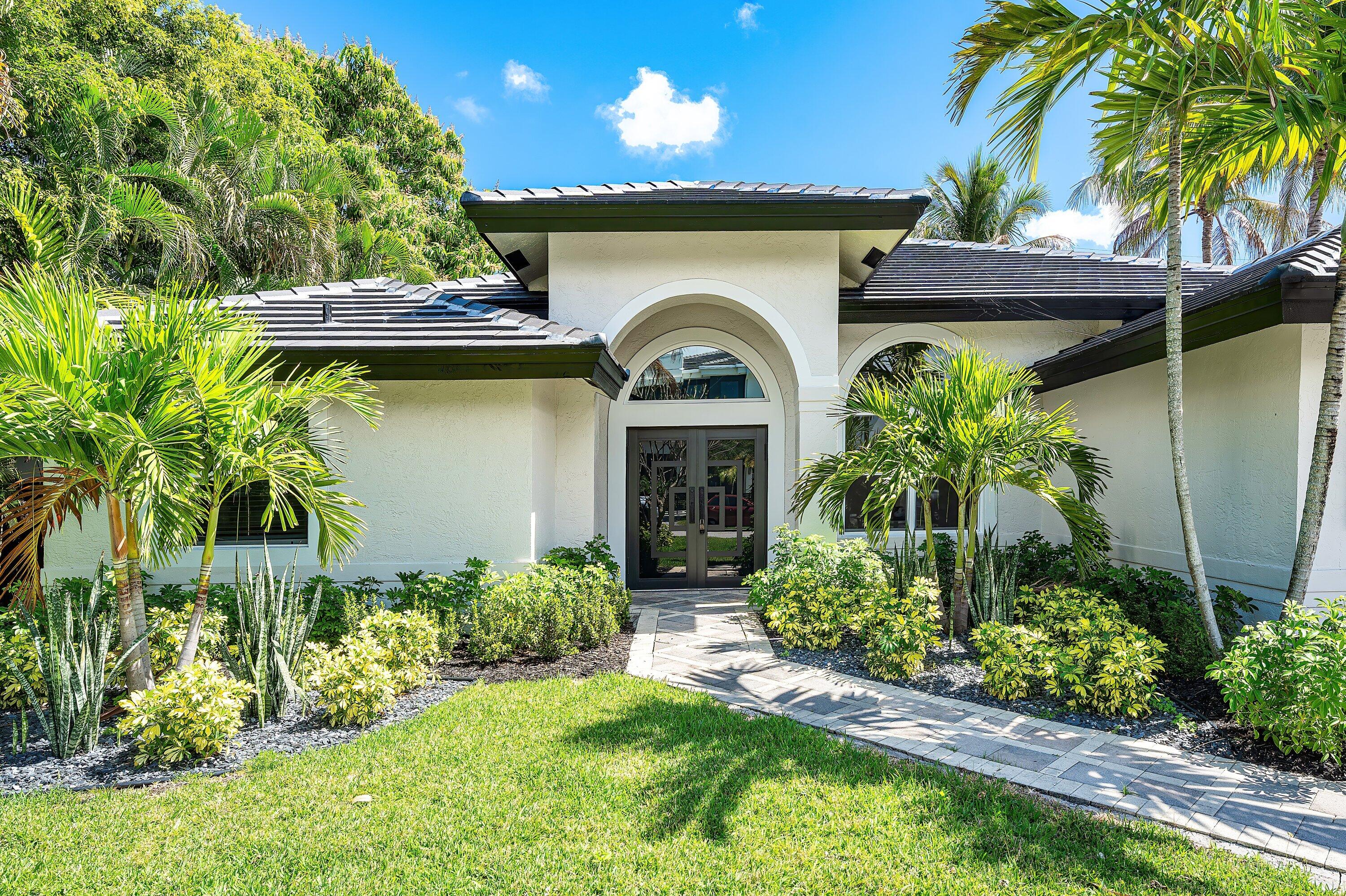 1132 Northeast 3rd Avenue Boca Raton, FL 33432 - Photo 5 of 36 004-1132Northeast3rdAvenue-BocaRaton-FL-