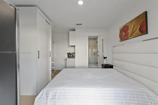 $950 | 275 Northwest 13th Place, Unit 1, Florida City, FL 33034