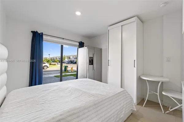 $950 | 275 Northwest 13th Place, Unit 1, Florida City, FL 33034