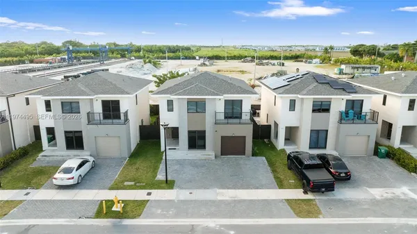 $950 | 275 Northwest 13th Place, Unit 1, Florida City, FL 33034