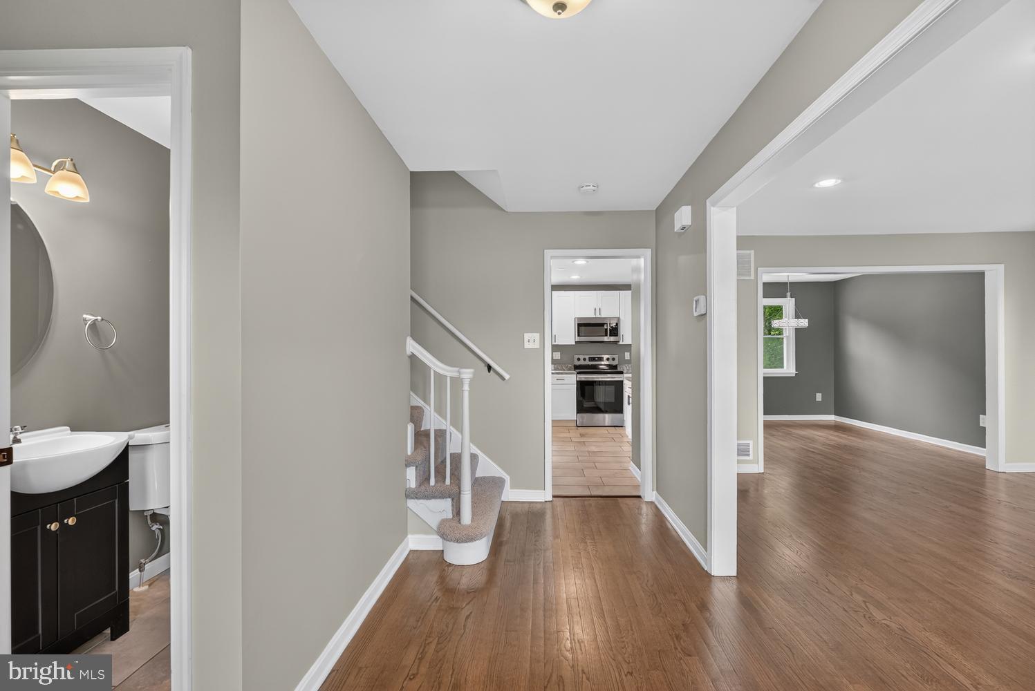 3827 Salem Bottom Road Westminster, MD 21157 - Photo 3 of 44 Gallery Image 3