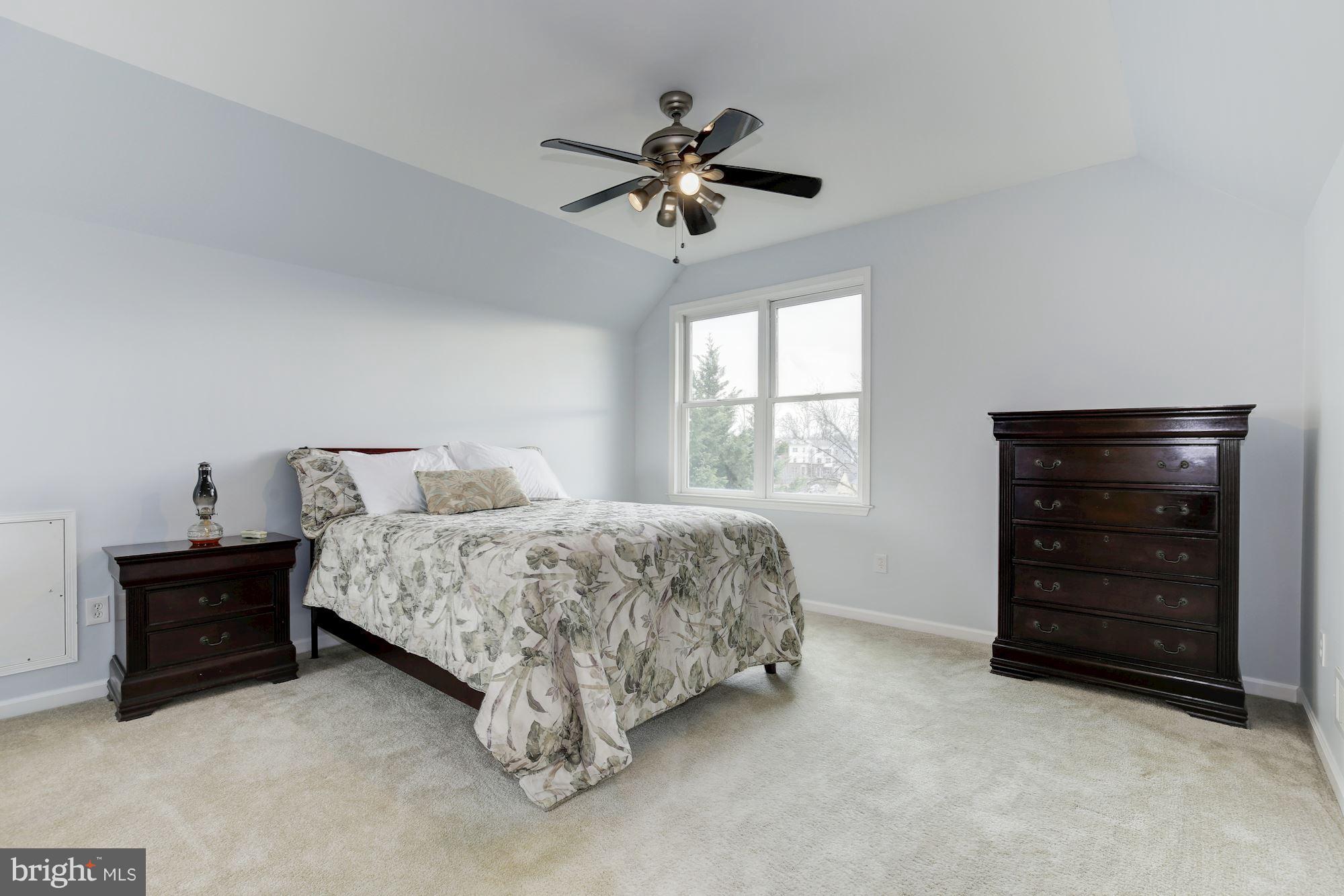 11120 Midvale Road Kensington, MD 20895 - Photo 19 of 30 Fourth Bedroom