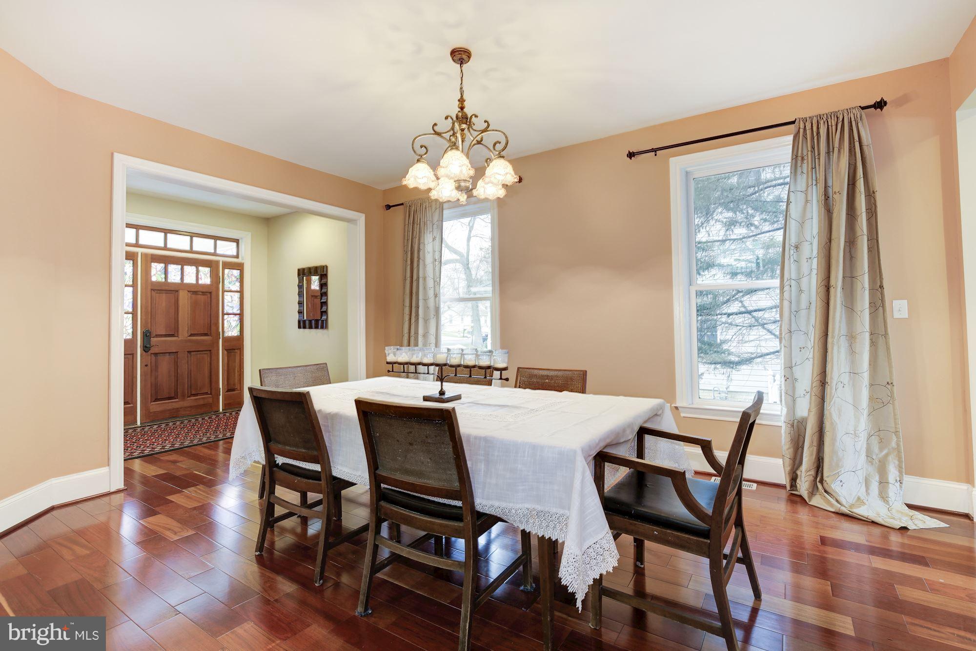 11120 Midvale Road Kensington, MD 20895 - Photo 7 of 30 Dining Room