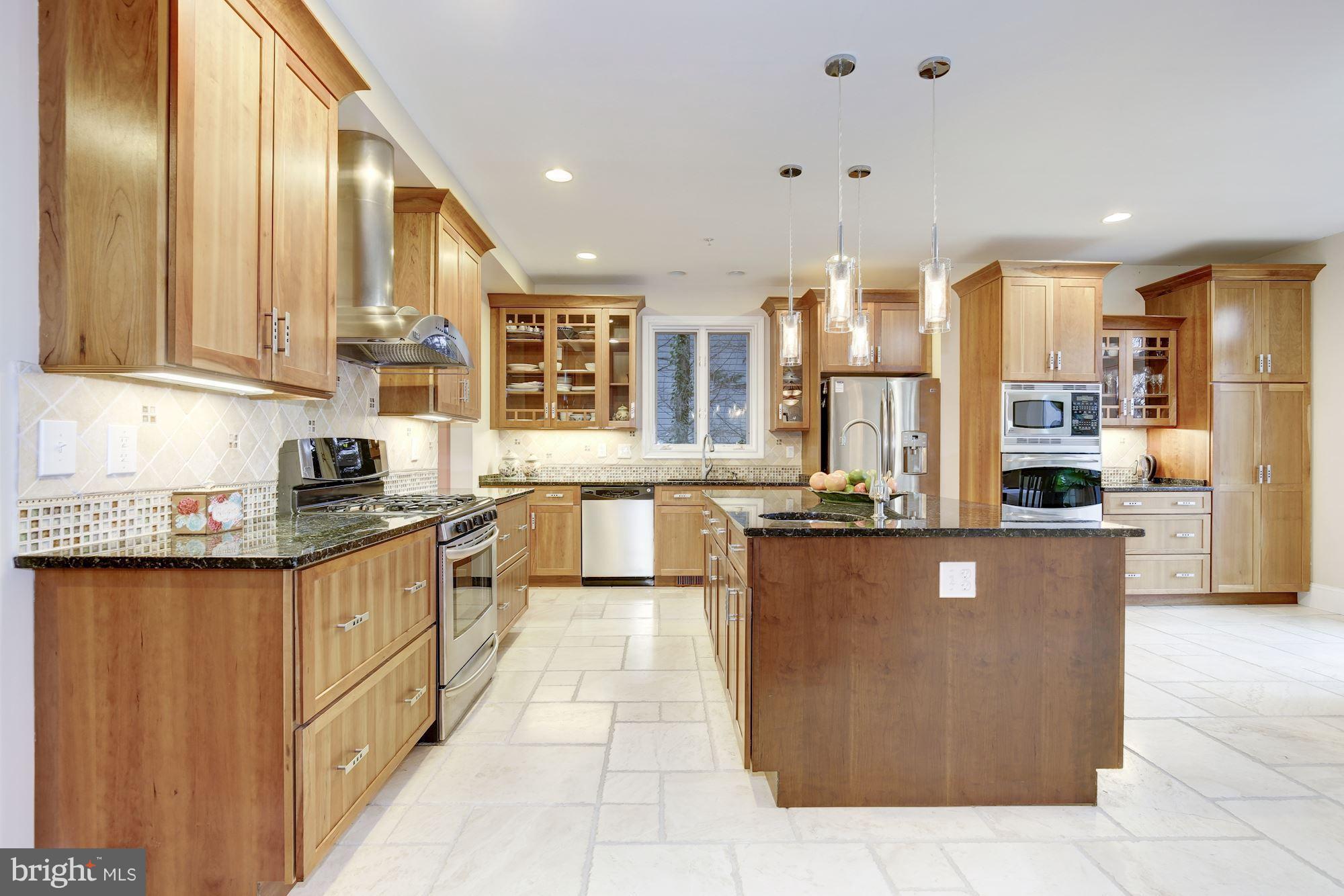11120 Midvale Road Kensington, MD 20895 - Photo 9 of 30 Kitchen