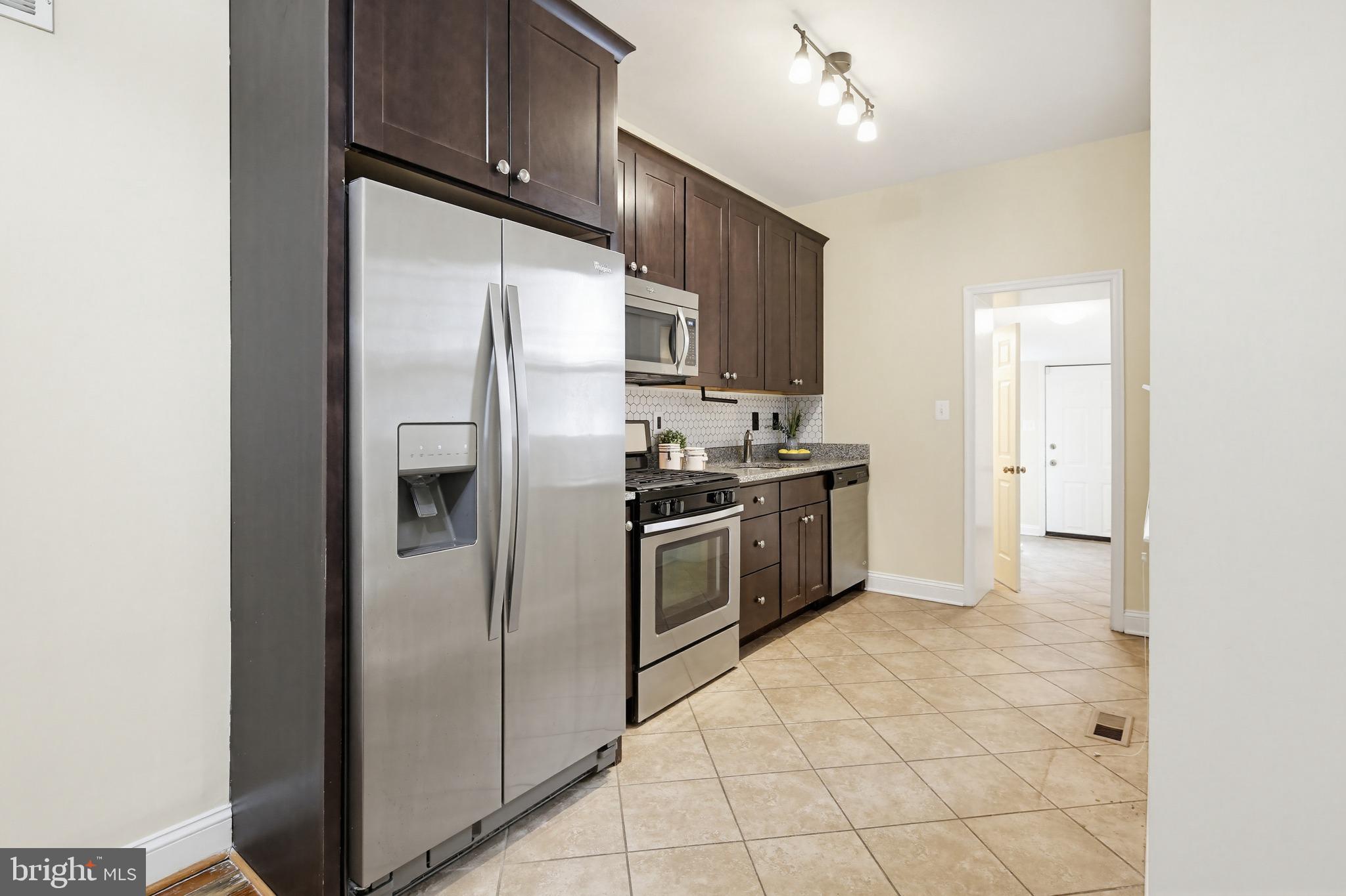 835 West Cross Street Baltimore, MD 21230 - Photo 9 of 35