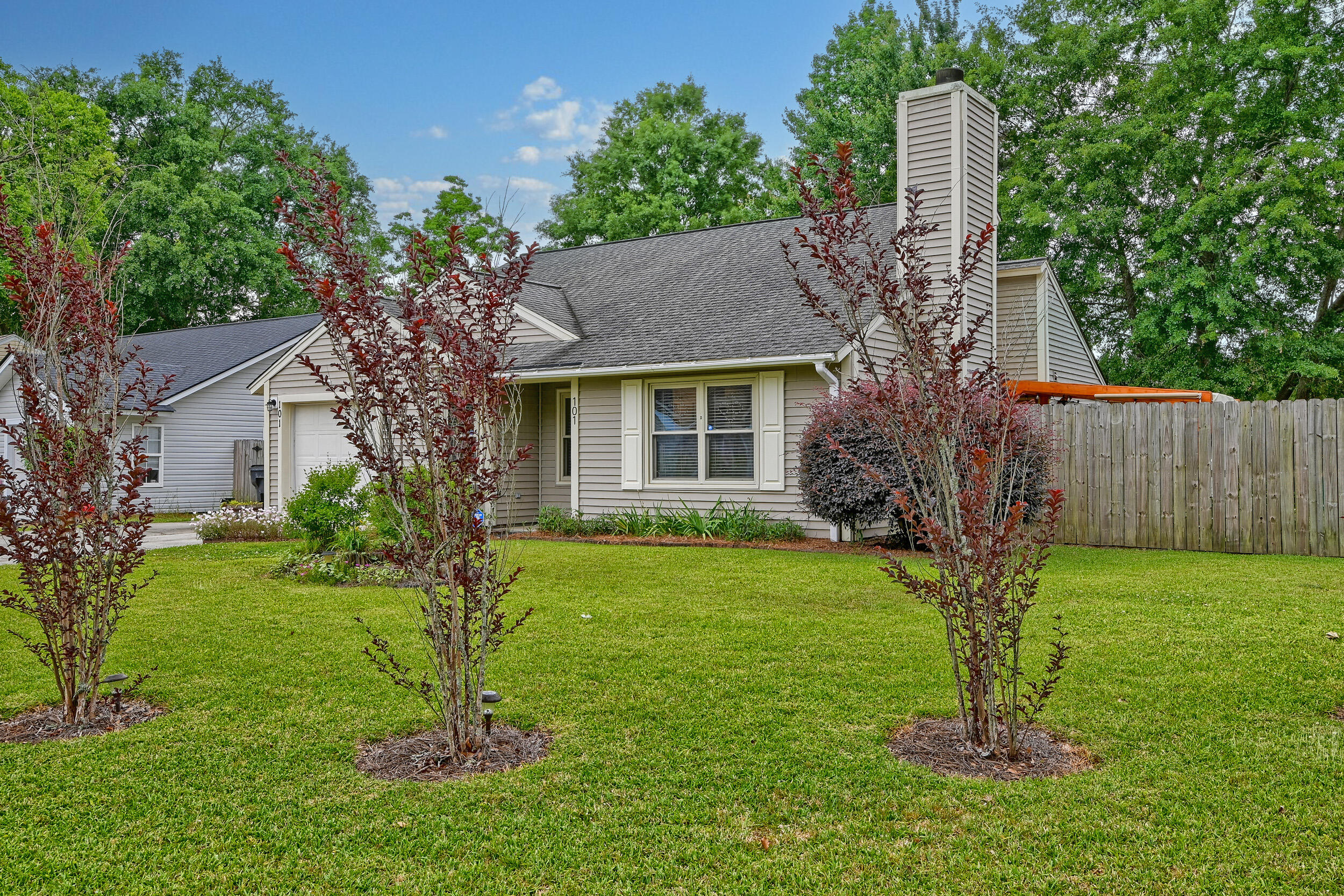 101 Coventry Road Summerville, SC 29486 - Photo 37 of 38 101 Coventry Rd-18