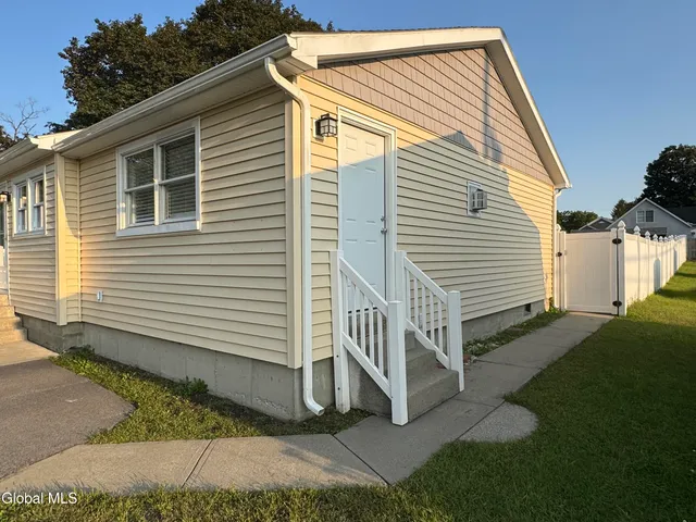 $339,000 | 82 East Street, Fort Edward, NY 12828