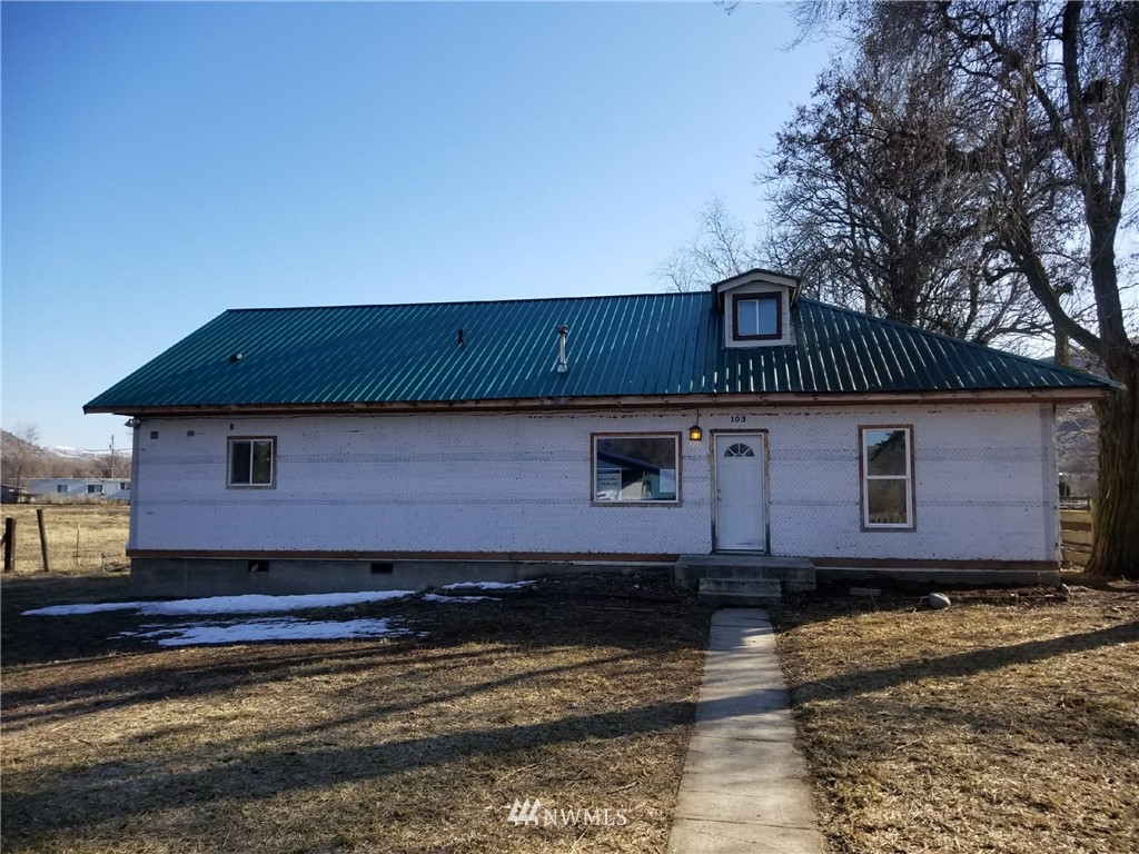 103 Riverside Street Riverside, WA 98849 - Photo 1 of 19