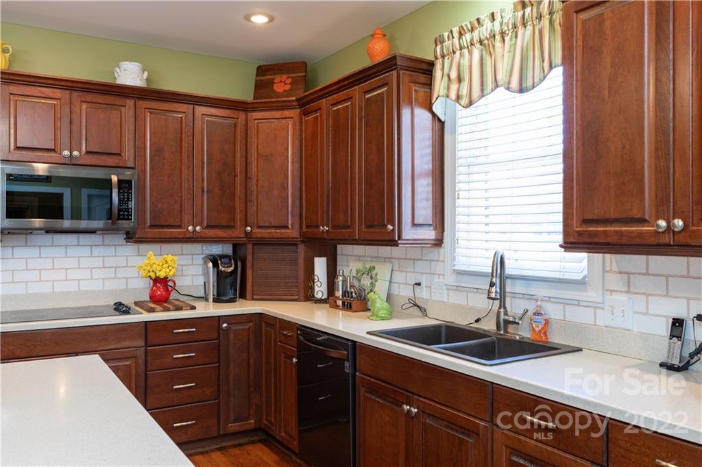 484 Brown Road York, SC 29745 - Photo 15 of 44 Gallery Image 15