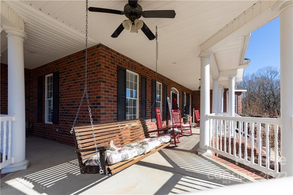 484 Brown Road York, SC 29745 - Photo 3 of 44 Gallery Image 3
