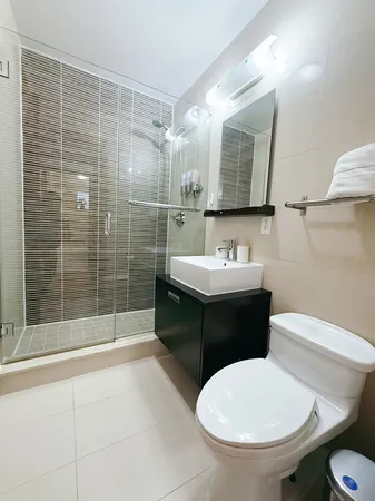 $1,110,000 | 502 9th Avenue, Unit 2B | Hudson Yards