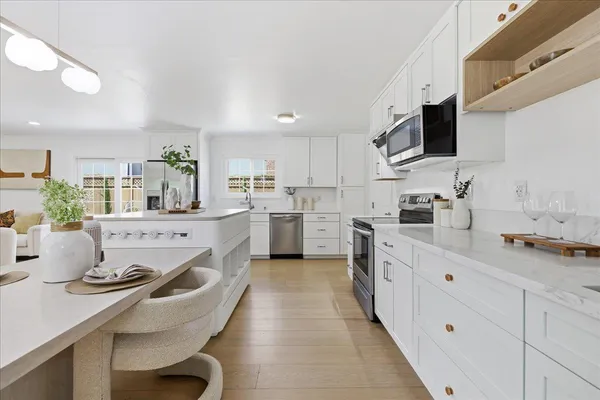 $1,988,000 | 843 Hibiscus Lane, San Jose, CA 95129